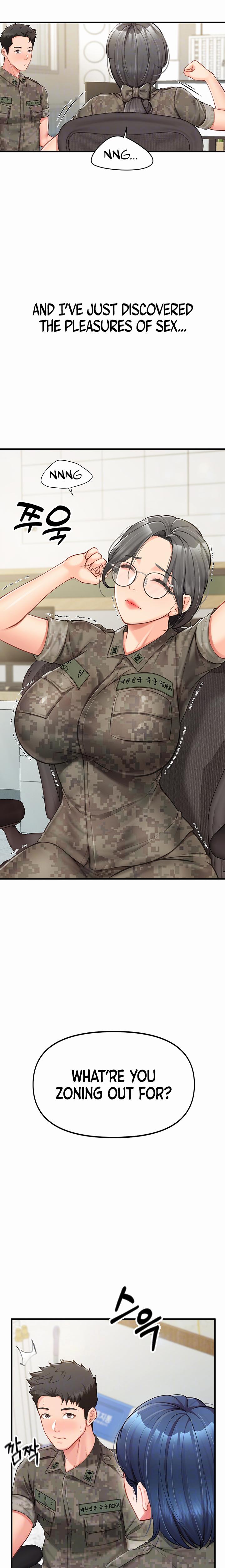 I'm The Only Man On The Military Base chapter 7 page 4