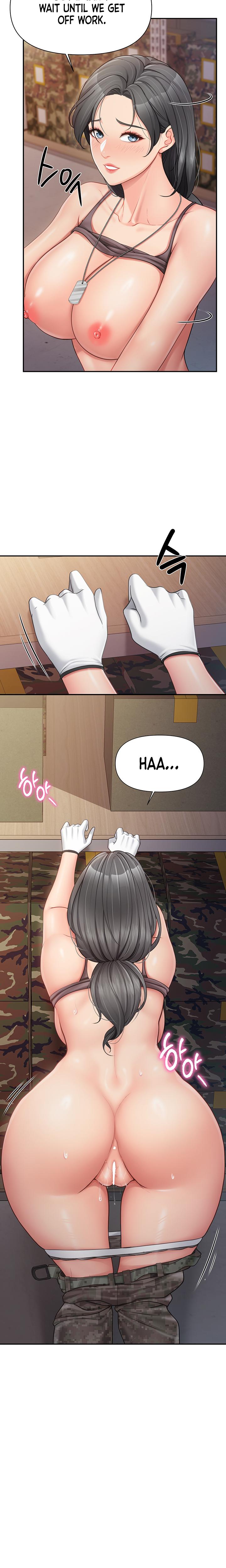 I'm The Only Man On The Military Base chapter 16 page 17