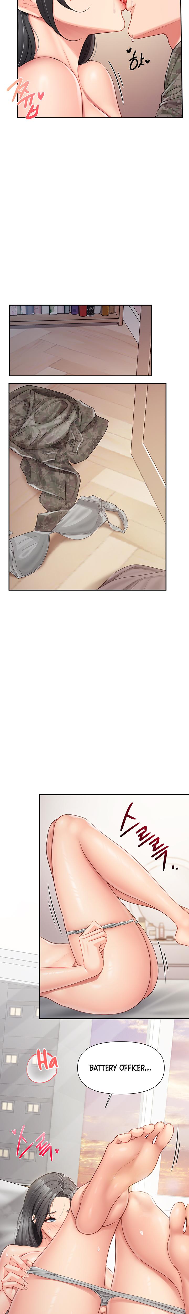 I'm The Only Man On The Military Base chapter 17 page 17